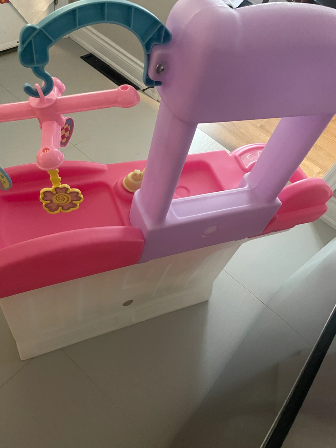 Step2 Love & Care Deluxe Nursery - photo 2