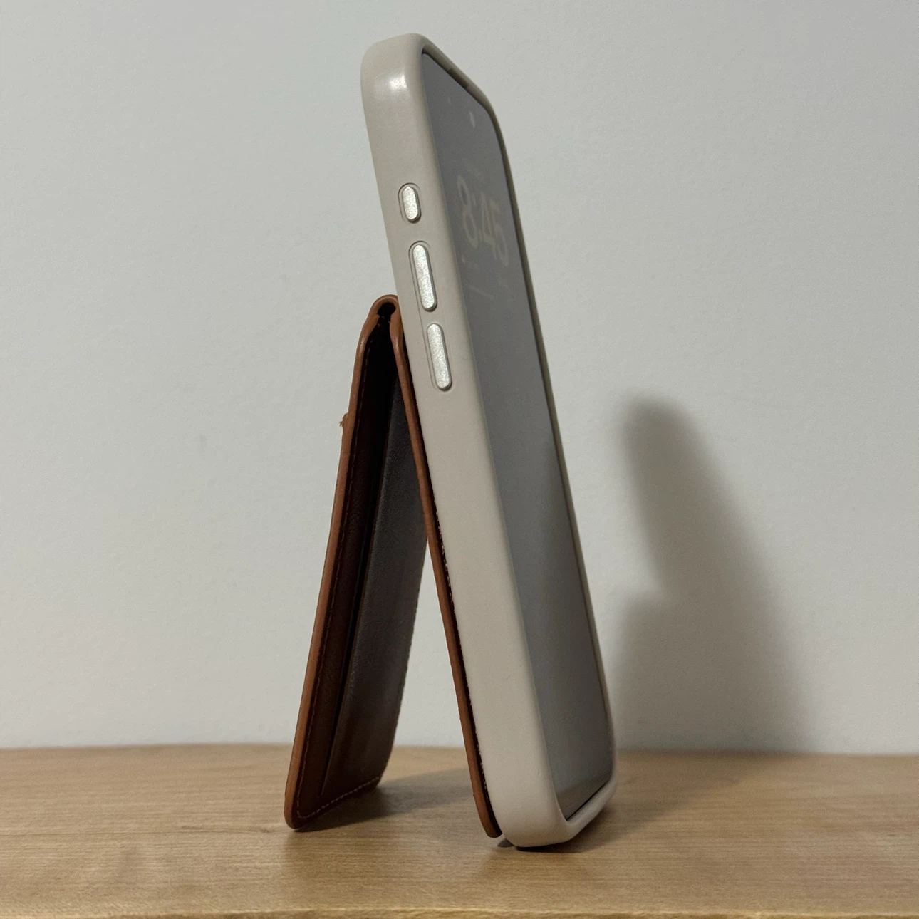 MagSafe Magnetic Wallet and Stand - photo 5