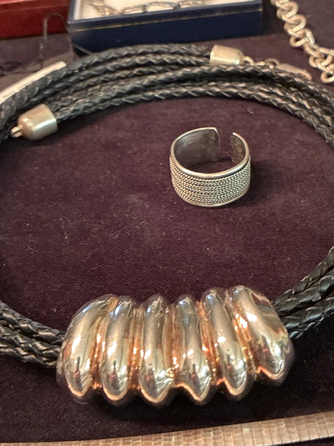 Silver Tone Necklace, Bracelet, and Ring Set - photo 5