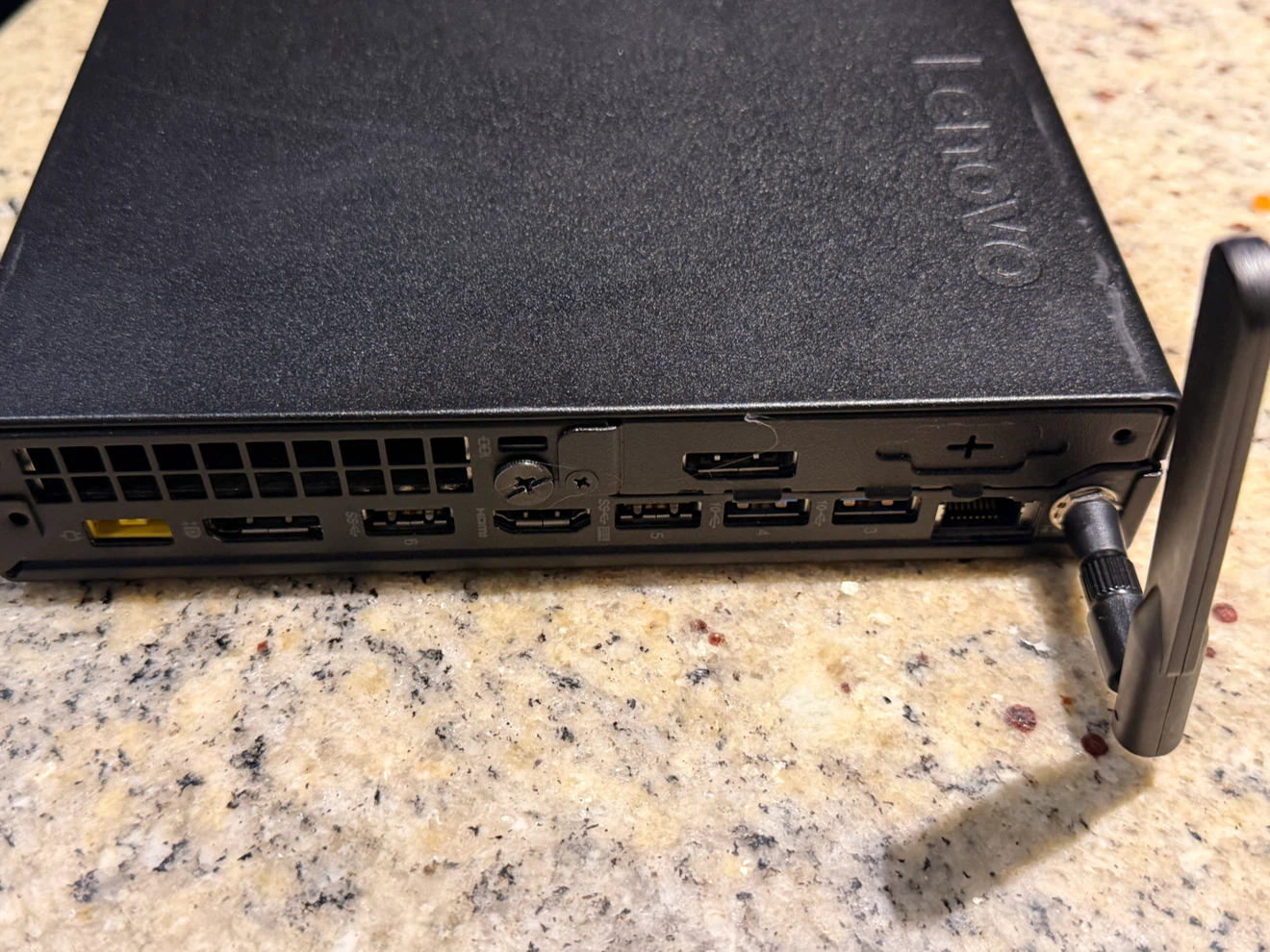 Lenovo ThinkCentre M920q Mini PC Bundle - i7 vPro, 16GB/500GB - photo 3