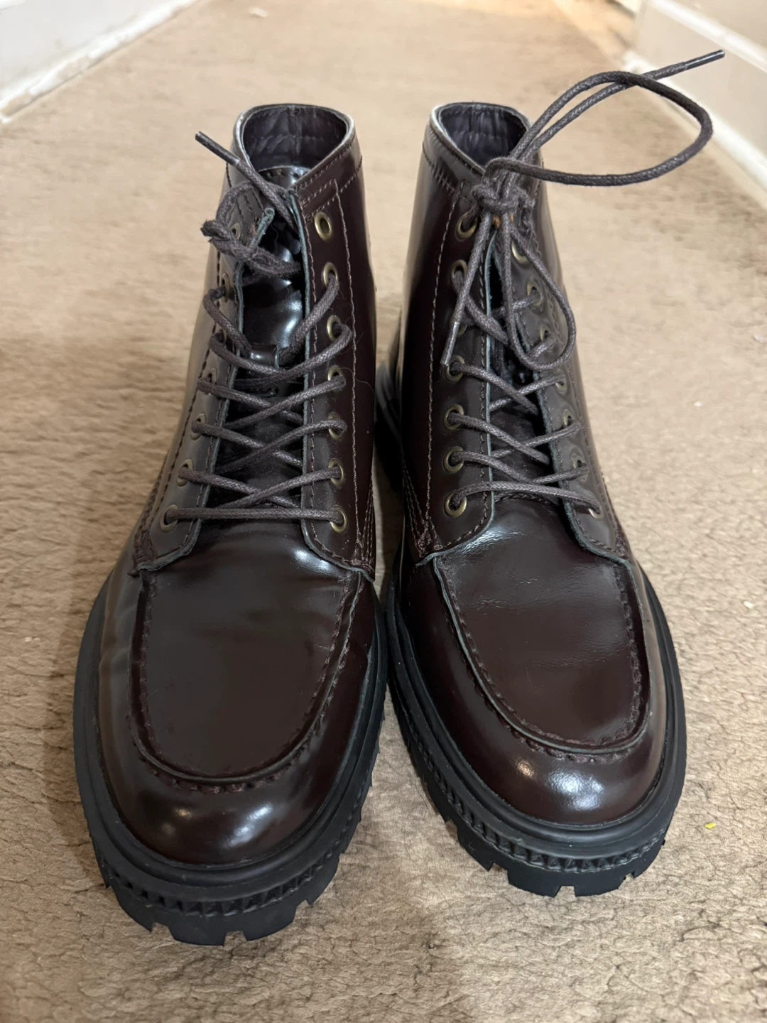 EXPRESS Burgundy Leather Chunky Boots Mens Size 8 - photo 2