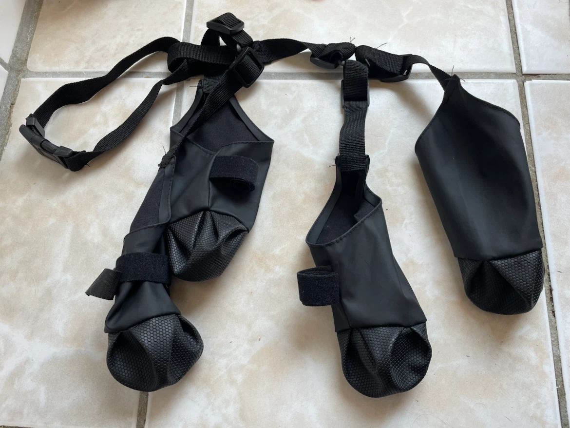 Brand New Suspender Dog Boots S