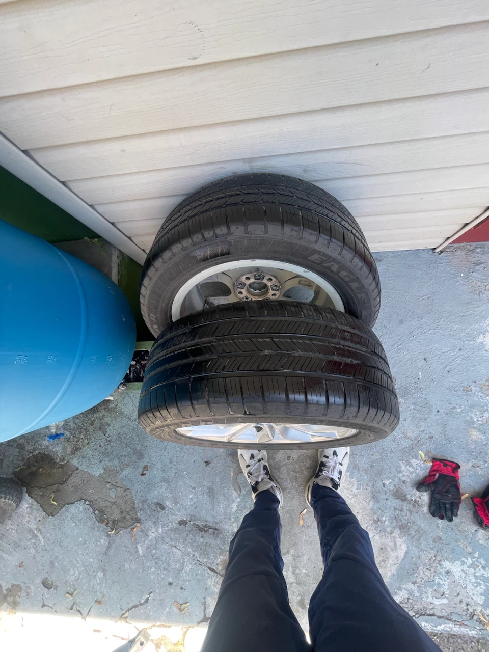 BMW Alloy Wheels with Tires - photo 3