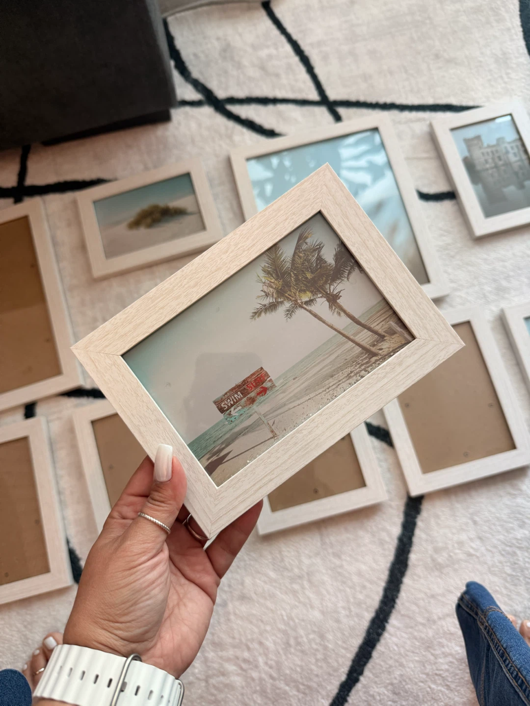 Set of 10 White Photo Frames - photo 4