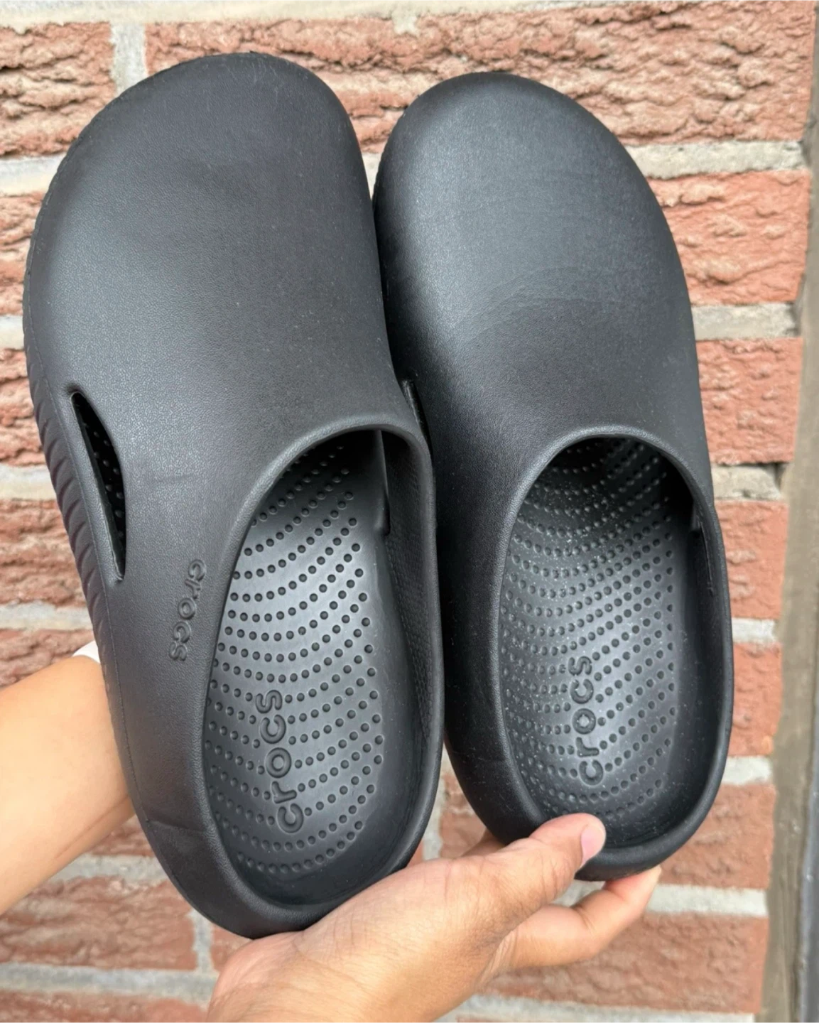 Crocs