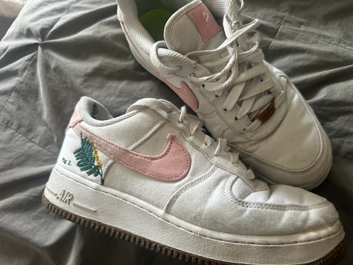 Nike Air Force 1 White Pink Floral Sneakers - photo 2