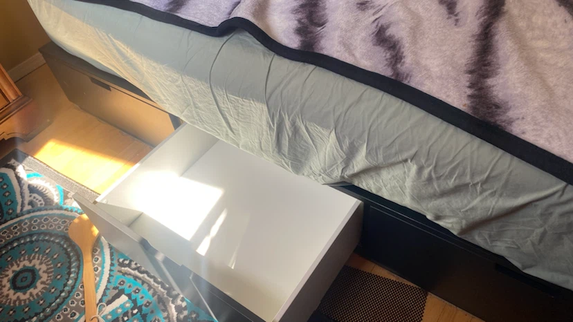 King size bed with Storage Drawers and mattress - photo 2