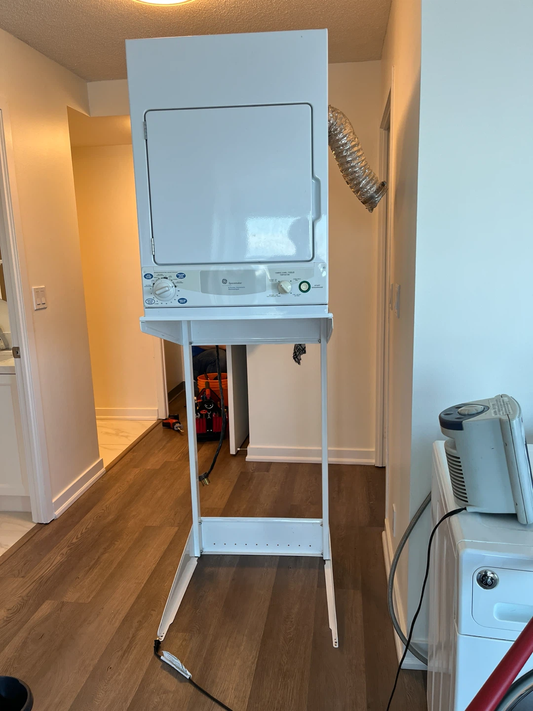 GE Spacemaker Stackable Washer Dryer Combo - photo 3