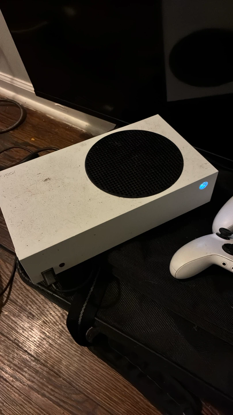 Xbox Series S Console with 2 Controllers - photo 2