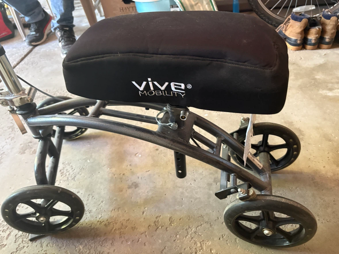 Vive Mobility Knee Scooter Walker - photo 3