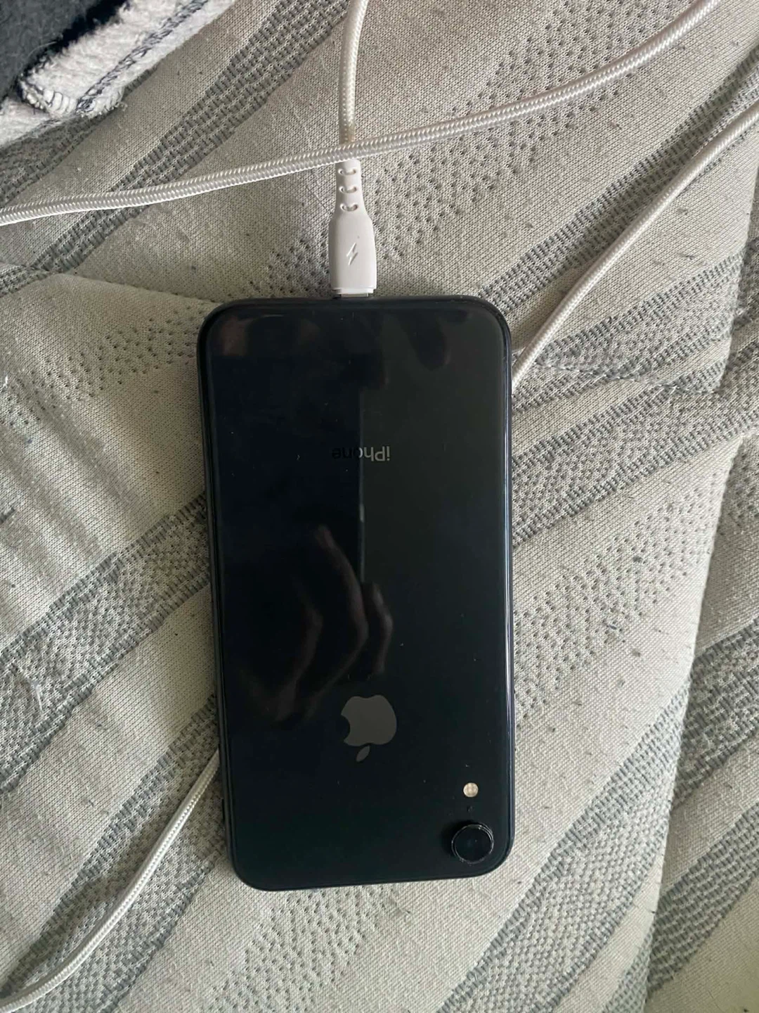 iPhone XR - photo 4