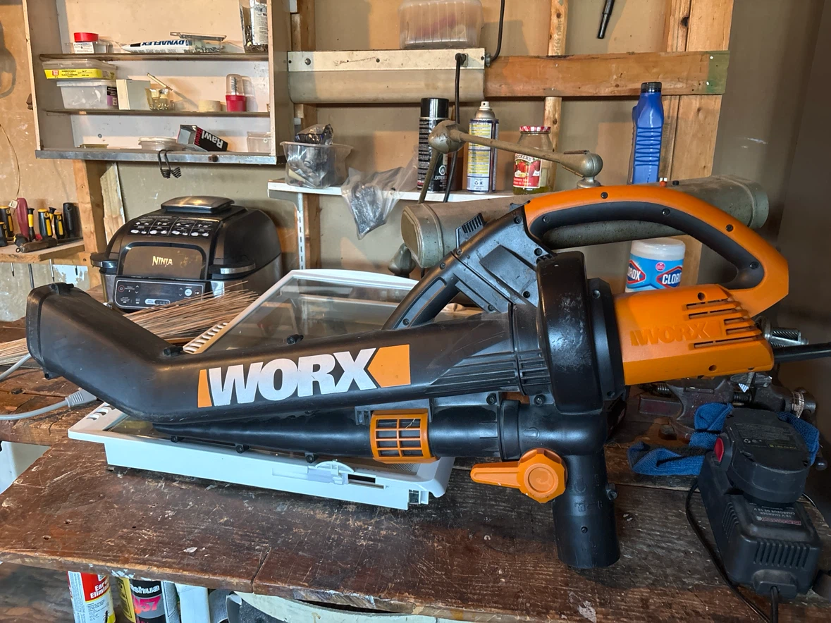 Worx Electric Blower