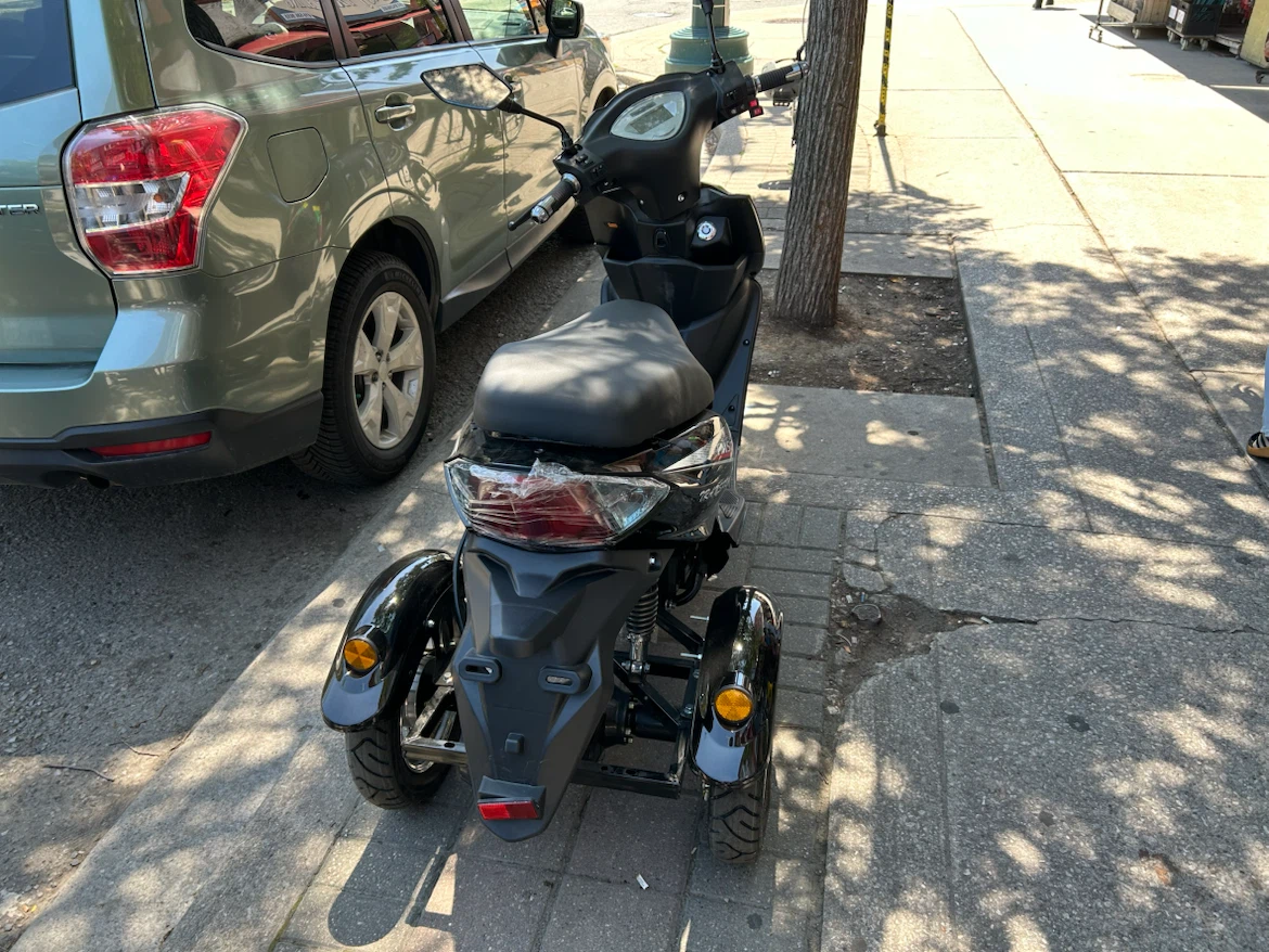 Brand new TMS3 Electric Scooter - photo 3
