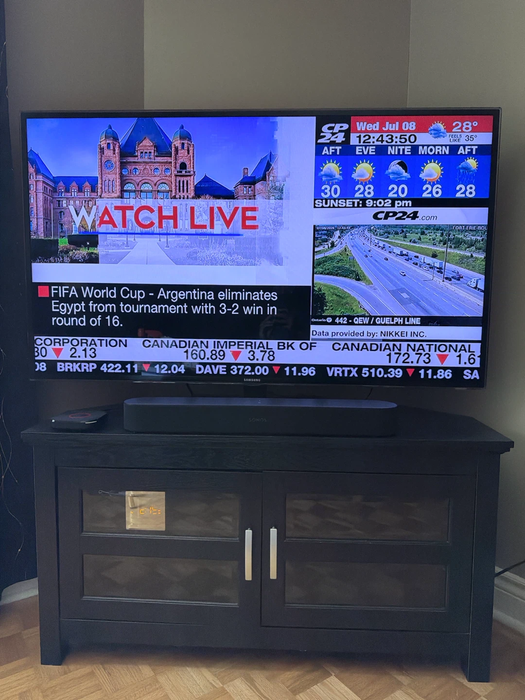 55 Inch Samsung TV Swivel stand with Black Wooden TV Stand