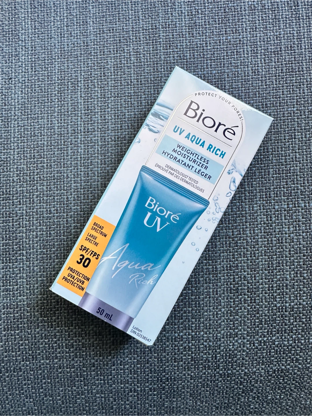 Biore UV Aqua Rich Weightless Moisturizer SPF 30