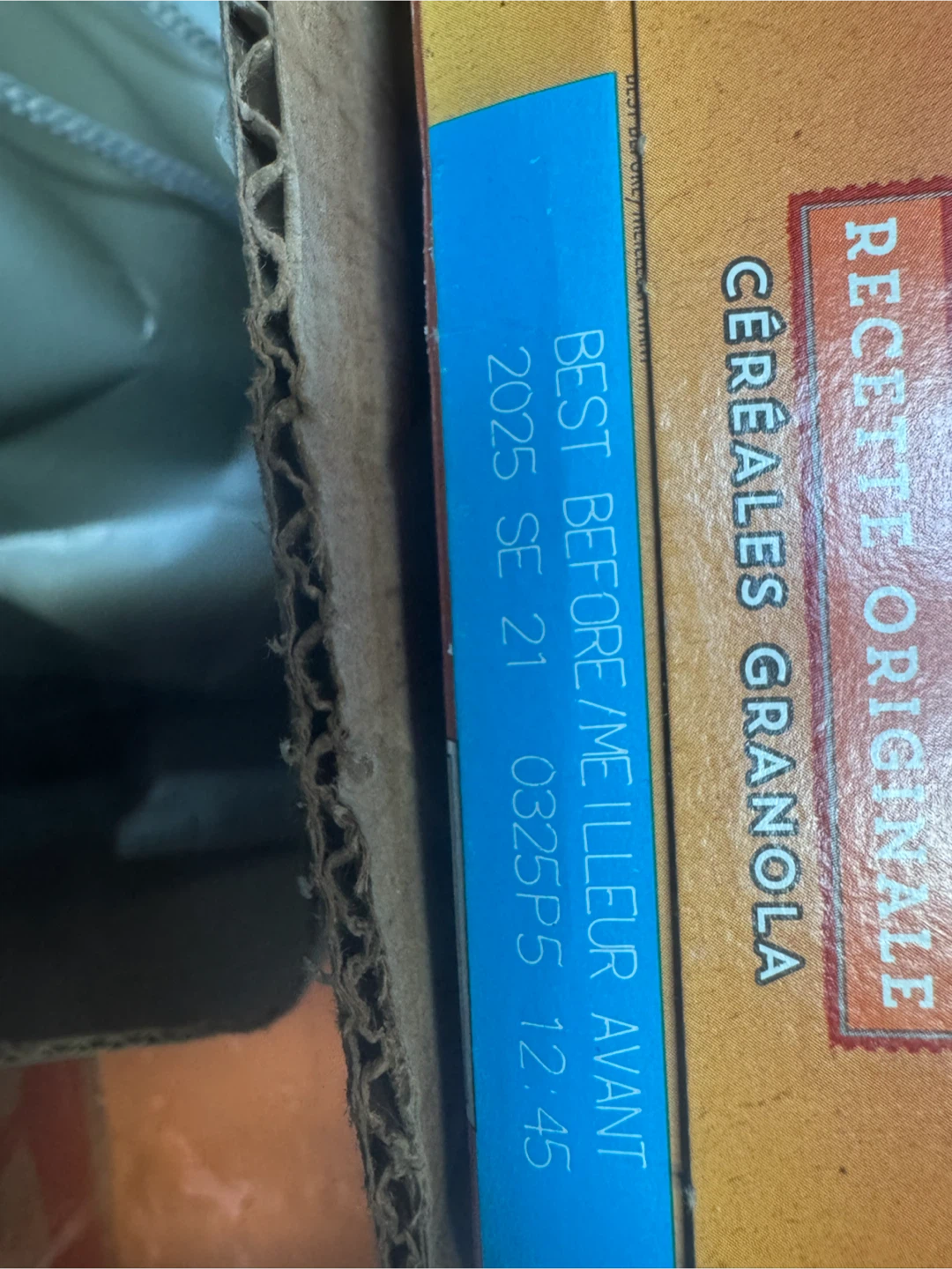 Pantry items past best before - photo 3