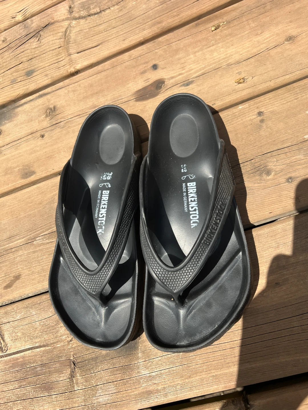 Birkenstock Flip Flops - Black size 7