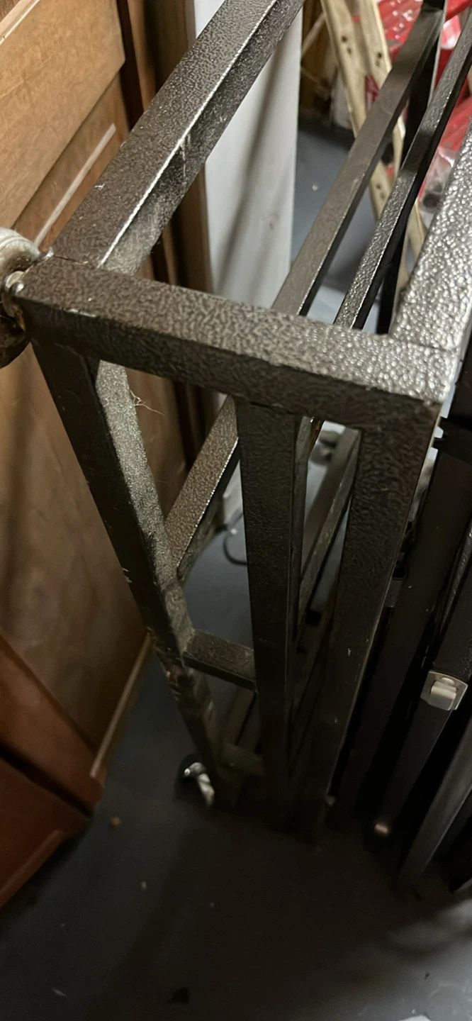 Collapsible Metal Pet Crate with Tray - photo 2