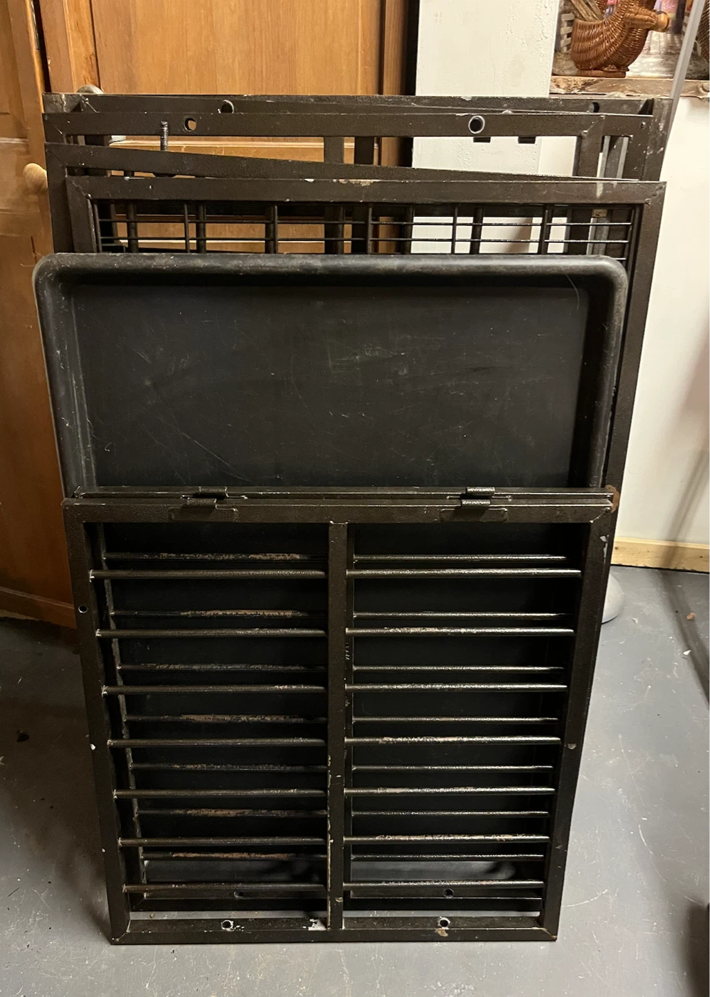 Collapsible Metal Pet Crate with Tray