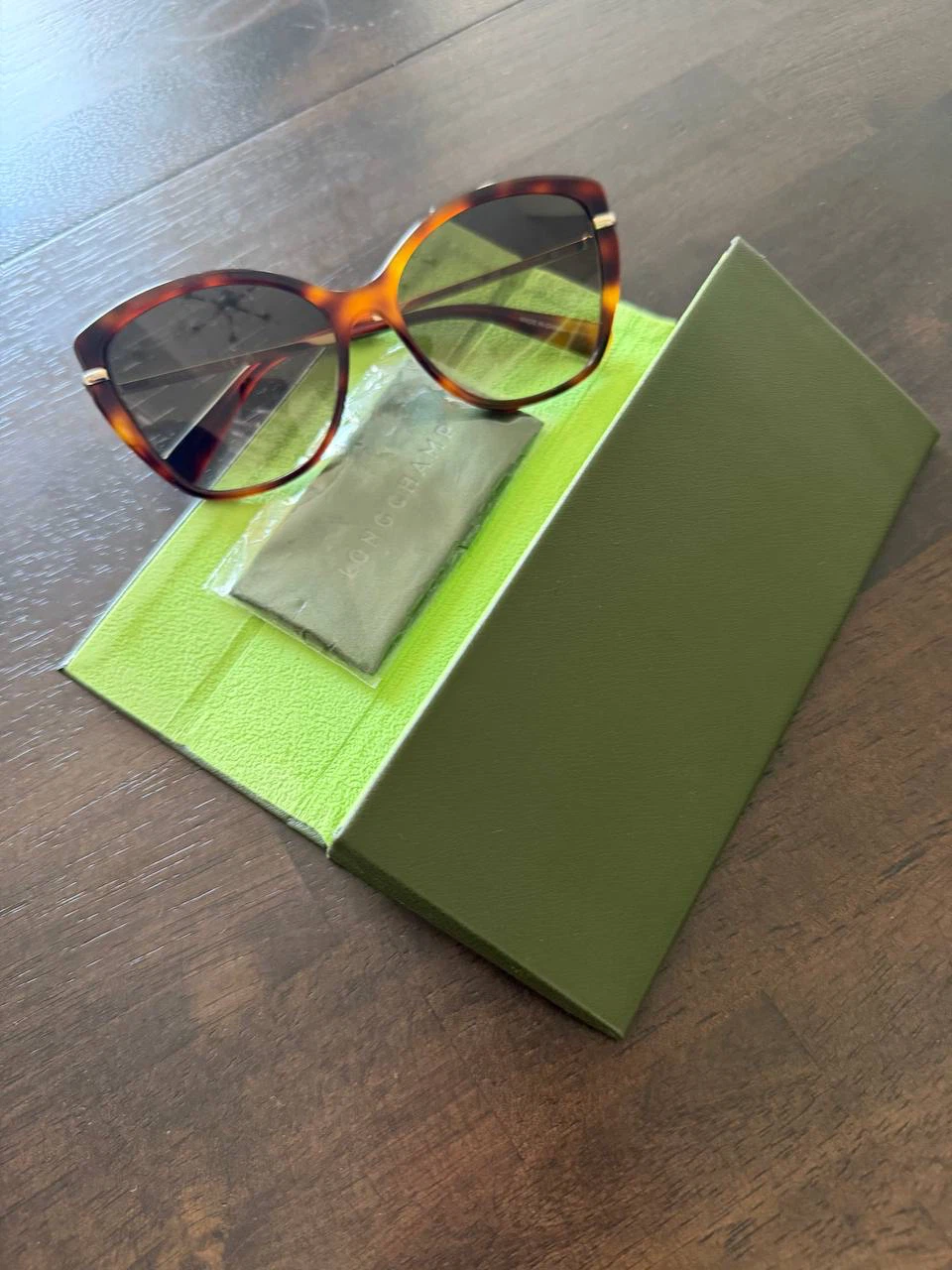 Longchamp Sunglasses - photo 2