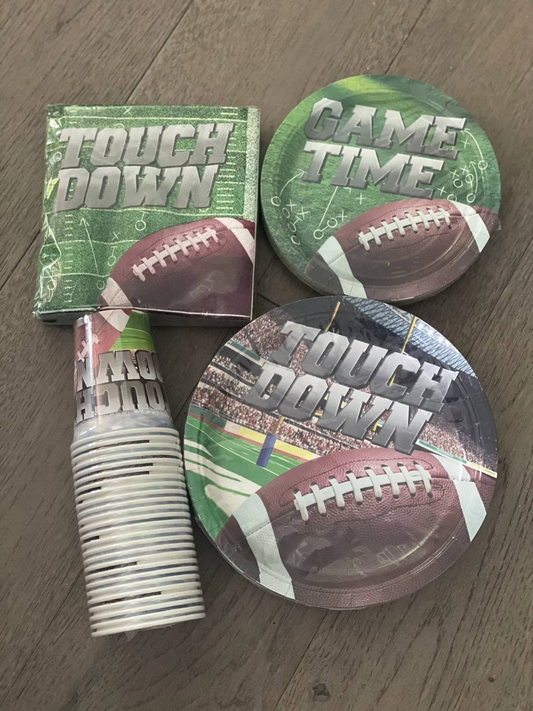 NEW! 25 Place Setting - Football Party Supplies Pack - photo 2