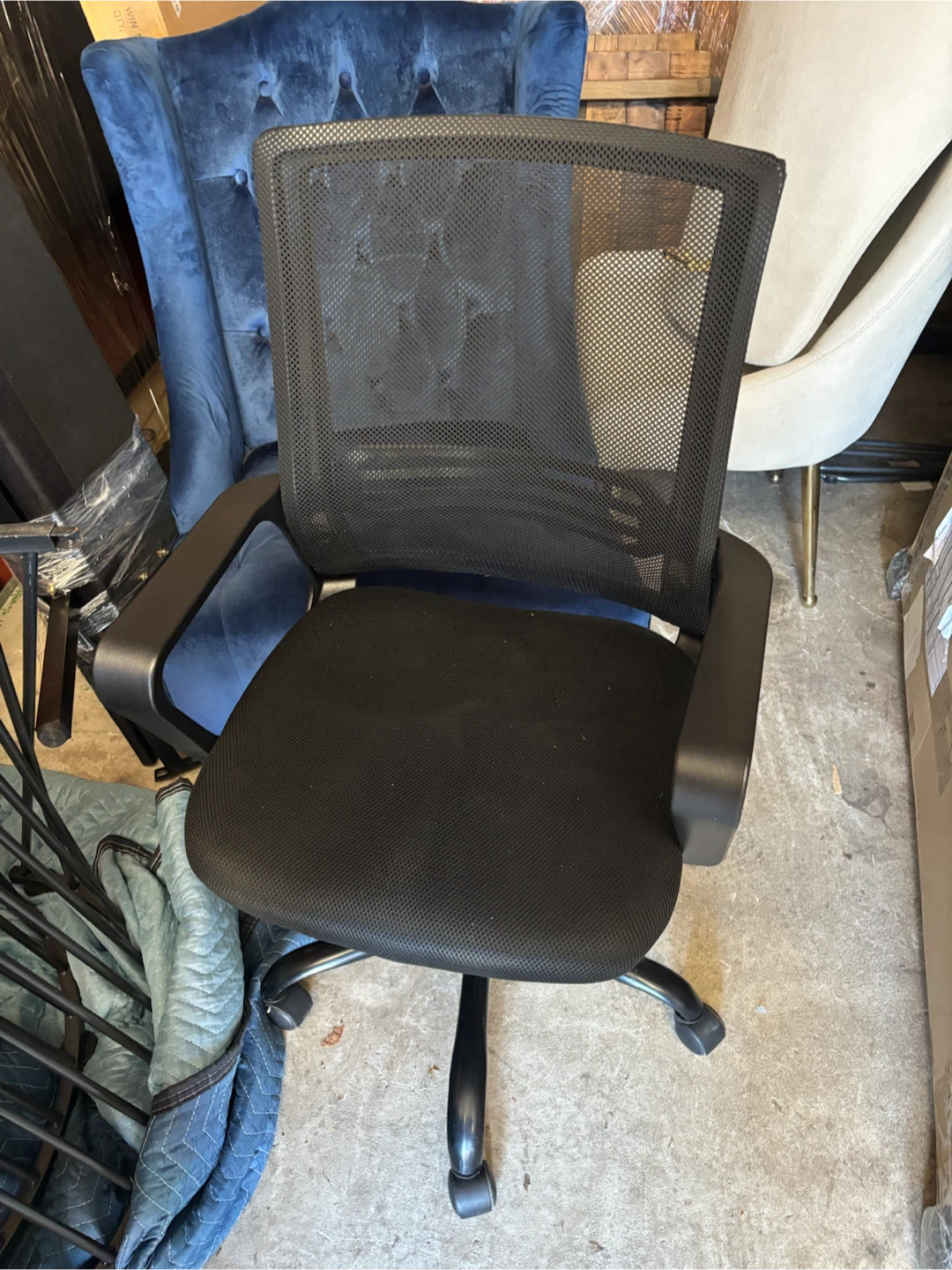 Black Mesh Office Chair
