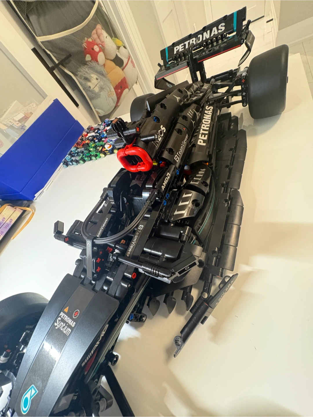 LEGO Technic Replica Mercedes-AMG F1 W11 EQ Performance - photo 4
