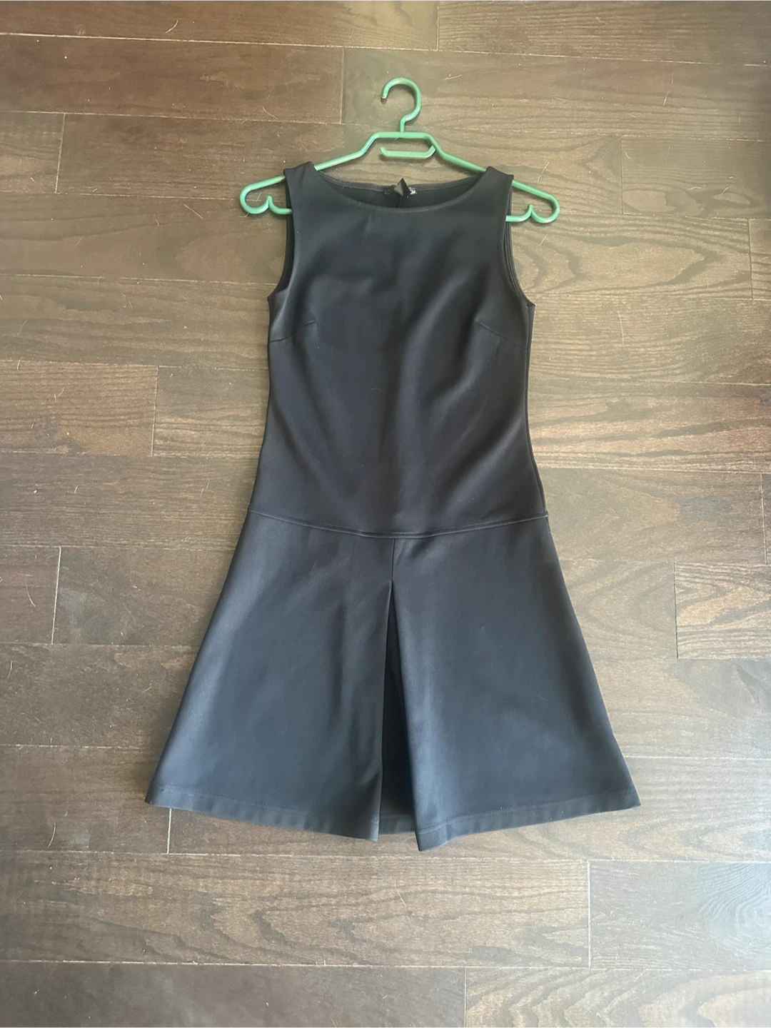 Tennis style black dress from H&M early 2000’s size 4