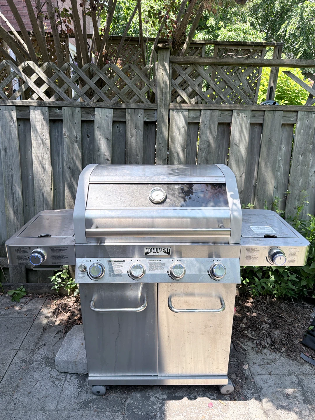 Monument Propane Grill with Side Burner (Only cooked Halal food) - photo 5