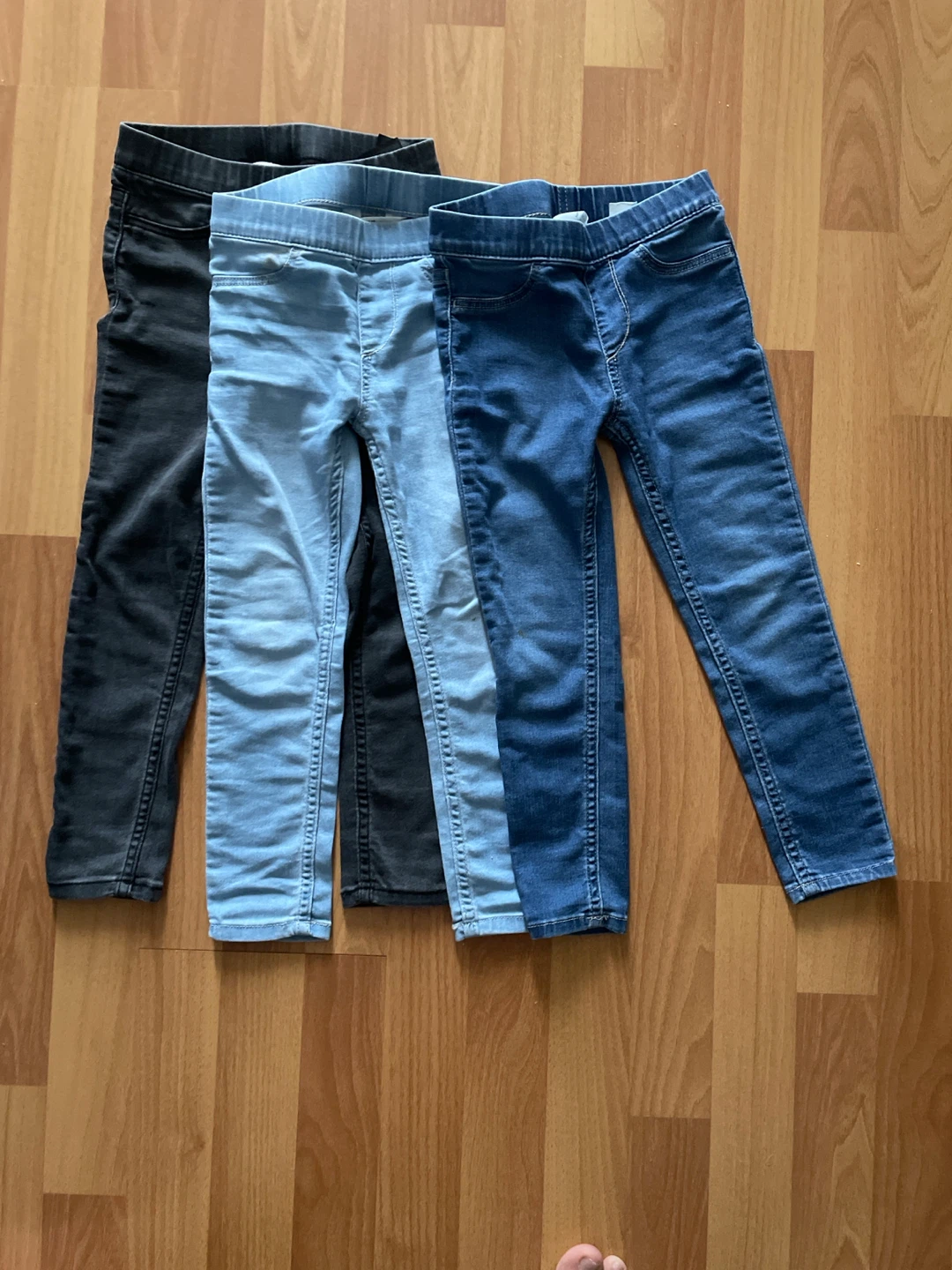 Bundle of 3 H&M Kids Jeans (size 4T)