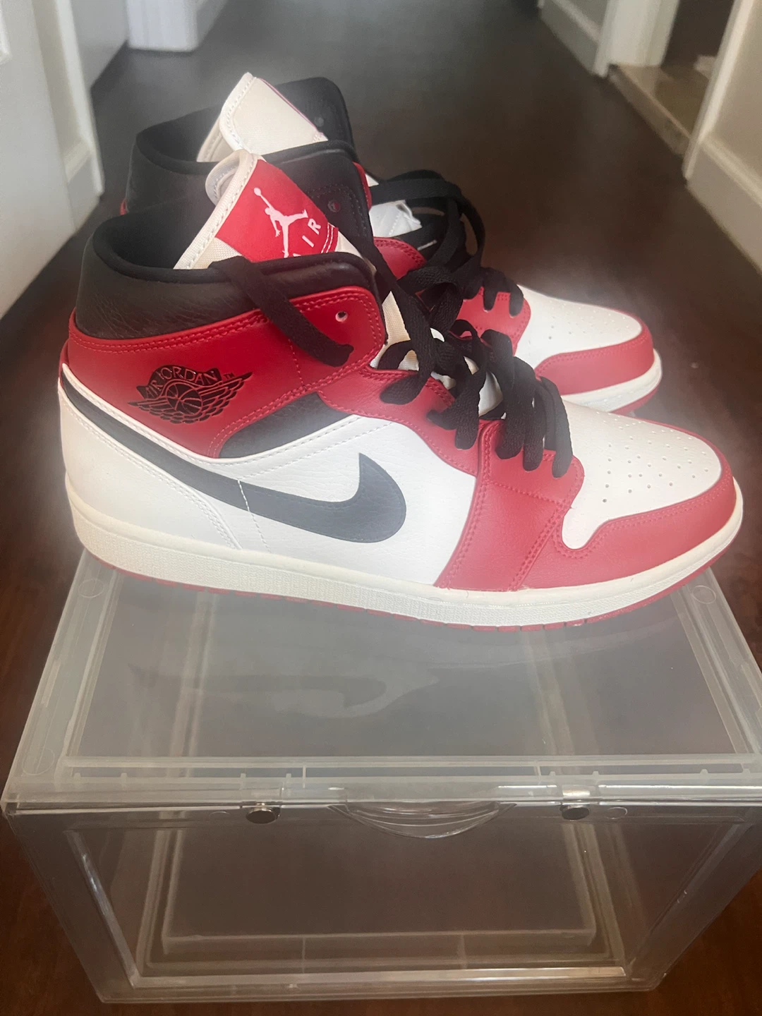 Air Jordan 1 Mid SE Men's Shoes 10.5 - photo 3
