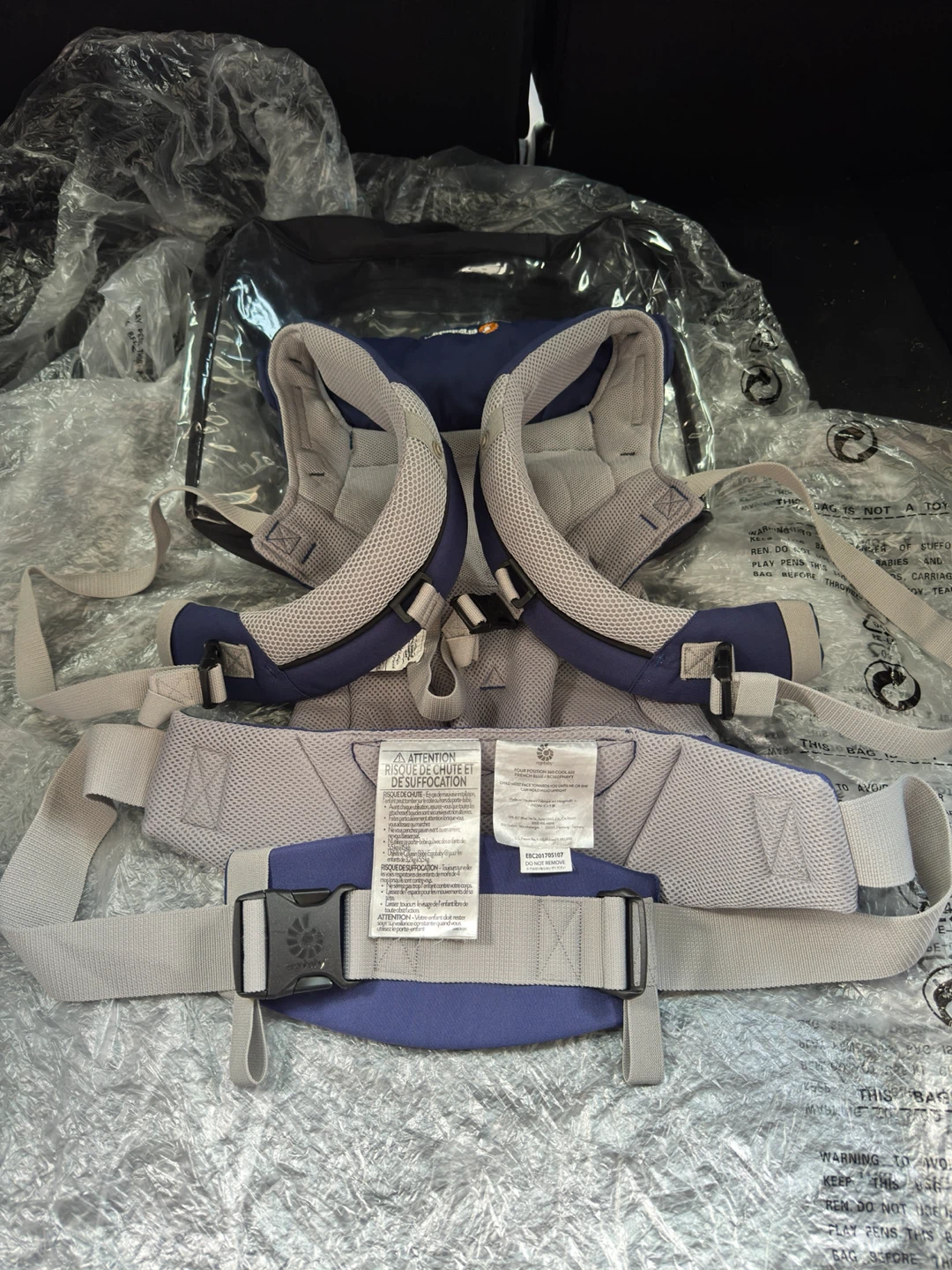 Ergobaby 360 Cool Air Mesh bonus hip carrier feeding pillow - photo 3