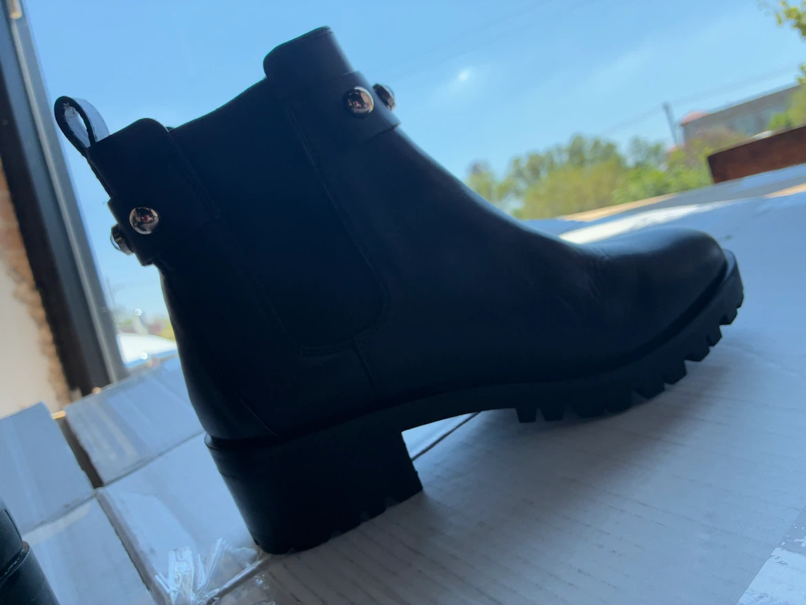 Karl Lagerfeld Black Leather Studded Ankle Boots - photo 4