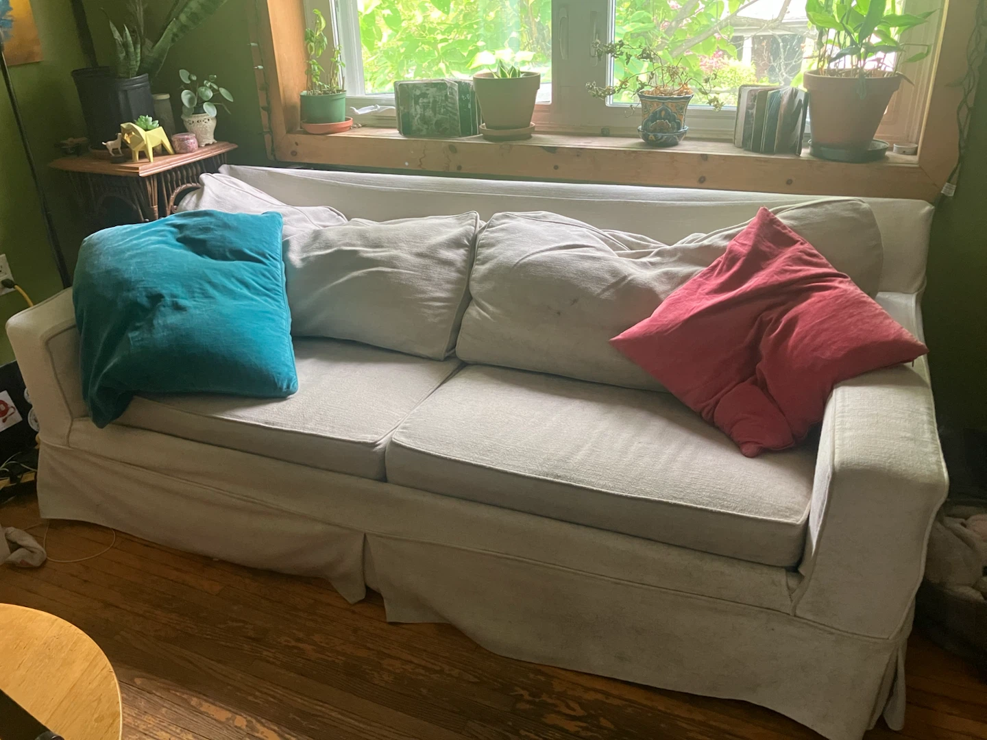 Free Pullout couch with slip covers