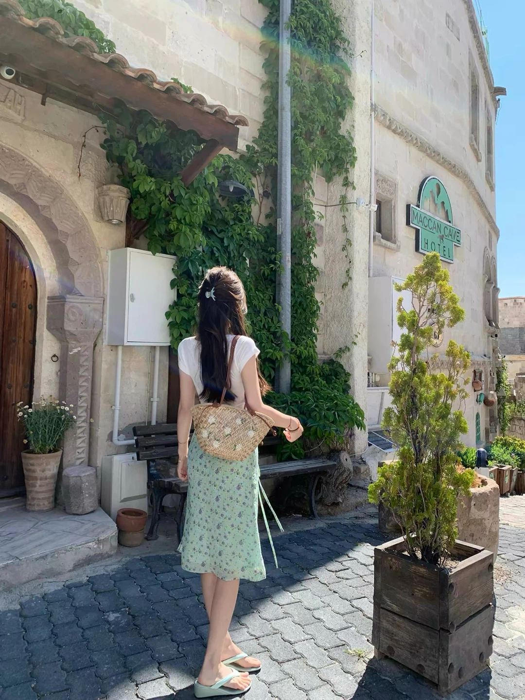 Cute Green Floral Print Midi Skirt with Lace Trim - photo 4