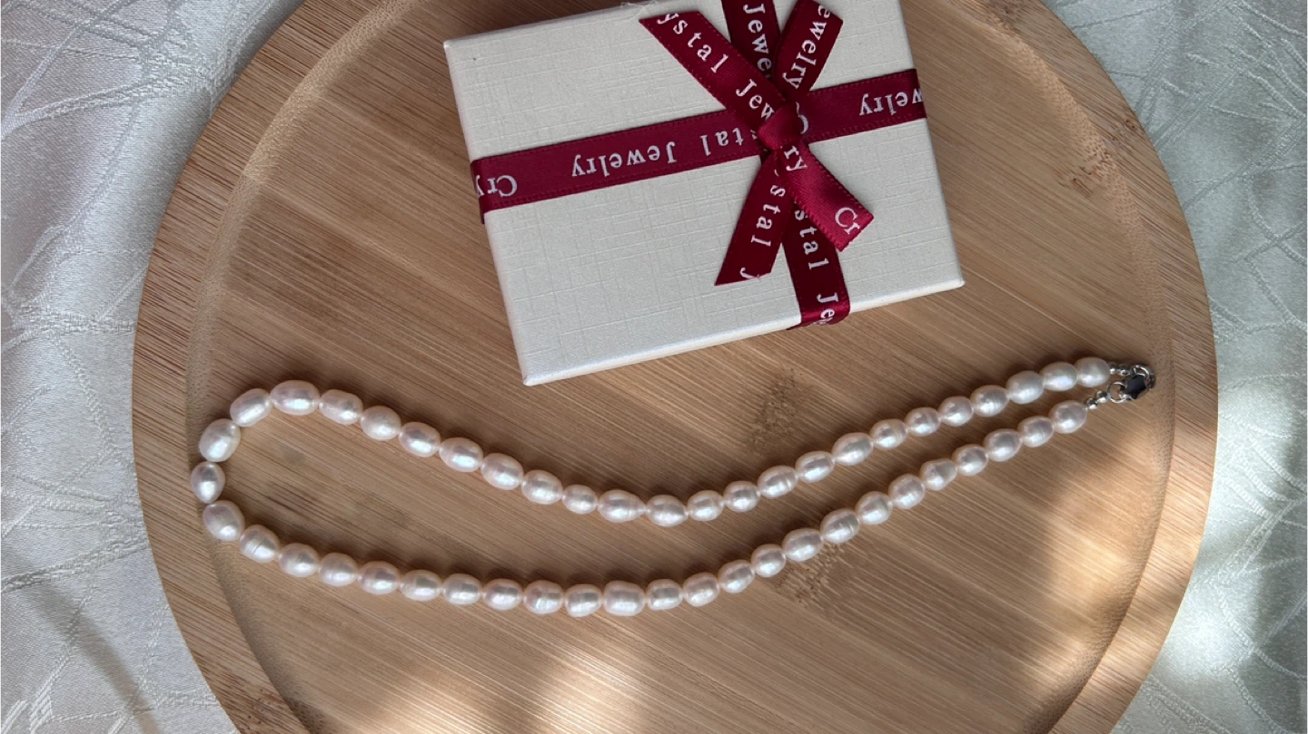 Pearl Necklace with Gift Box