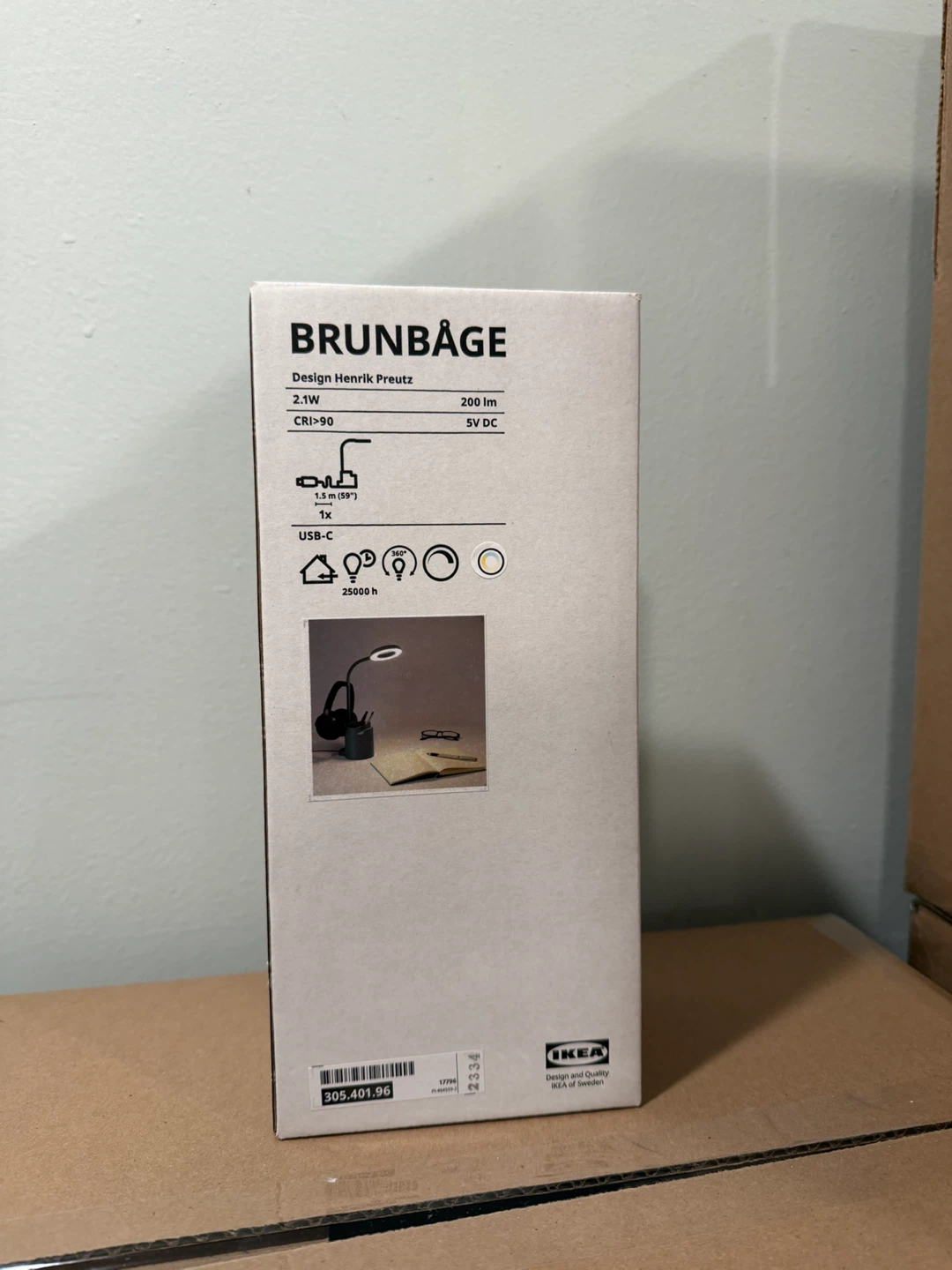 IKEA BRUNBÅGE LED Desk Lamp with USB-C