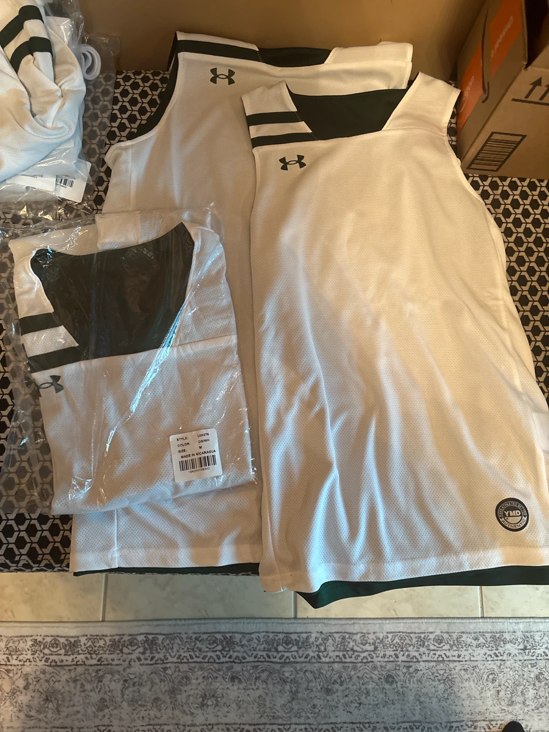 Under Armour Men's White Basketball Tank Top Size M