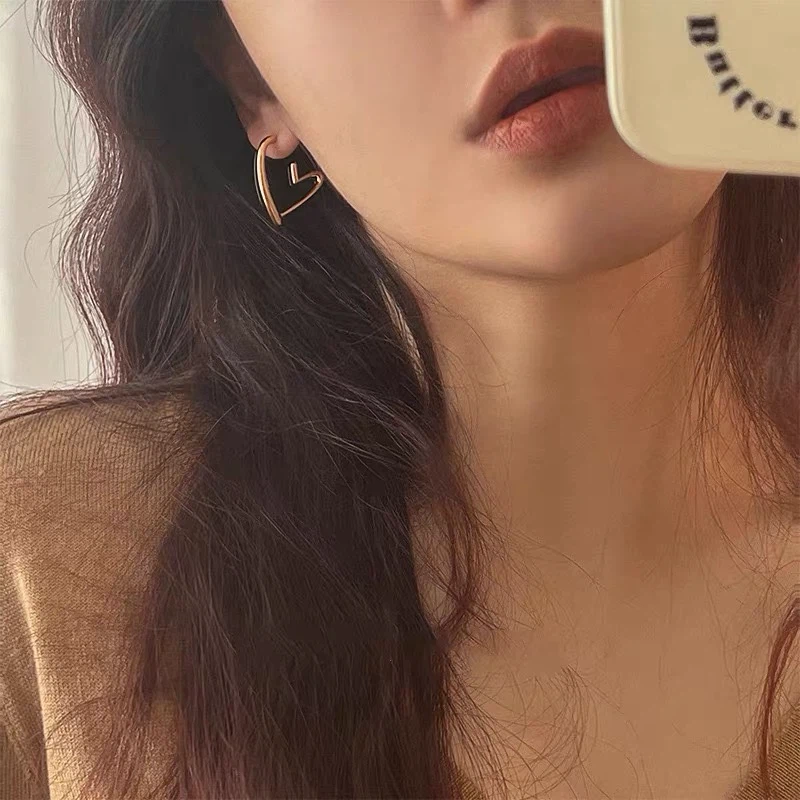 Gold Heart Hoop Earrings - photo 5