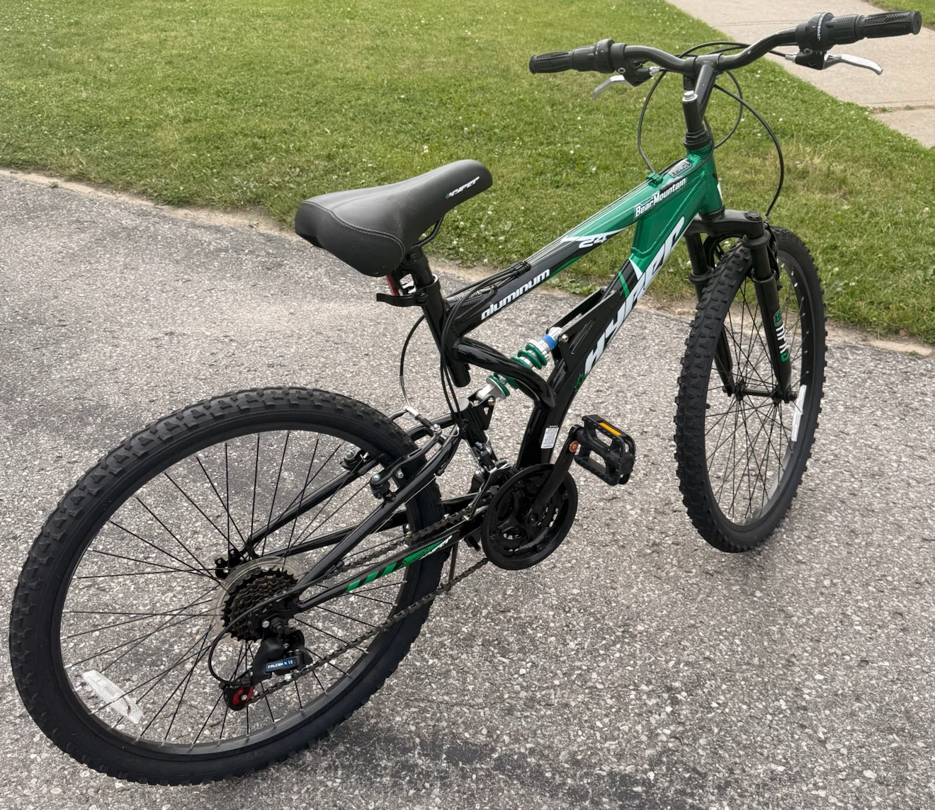 24” Aluminum Mountain Bike – Excellent Condition – Barely Used - photo 4