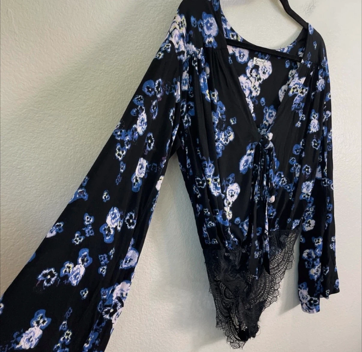 New Free People ‘Forties Feels’ Floral Bodysuit - photo 2