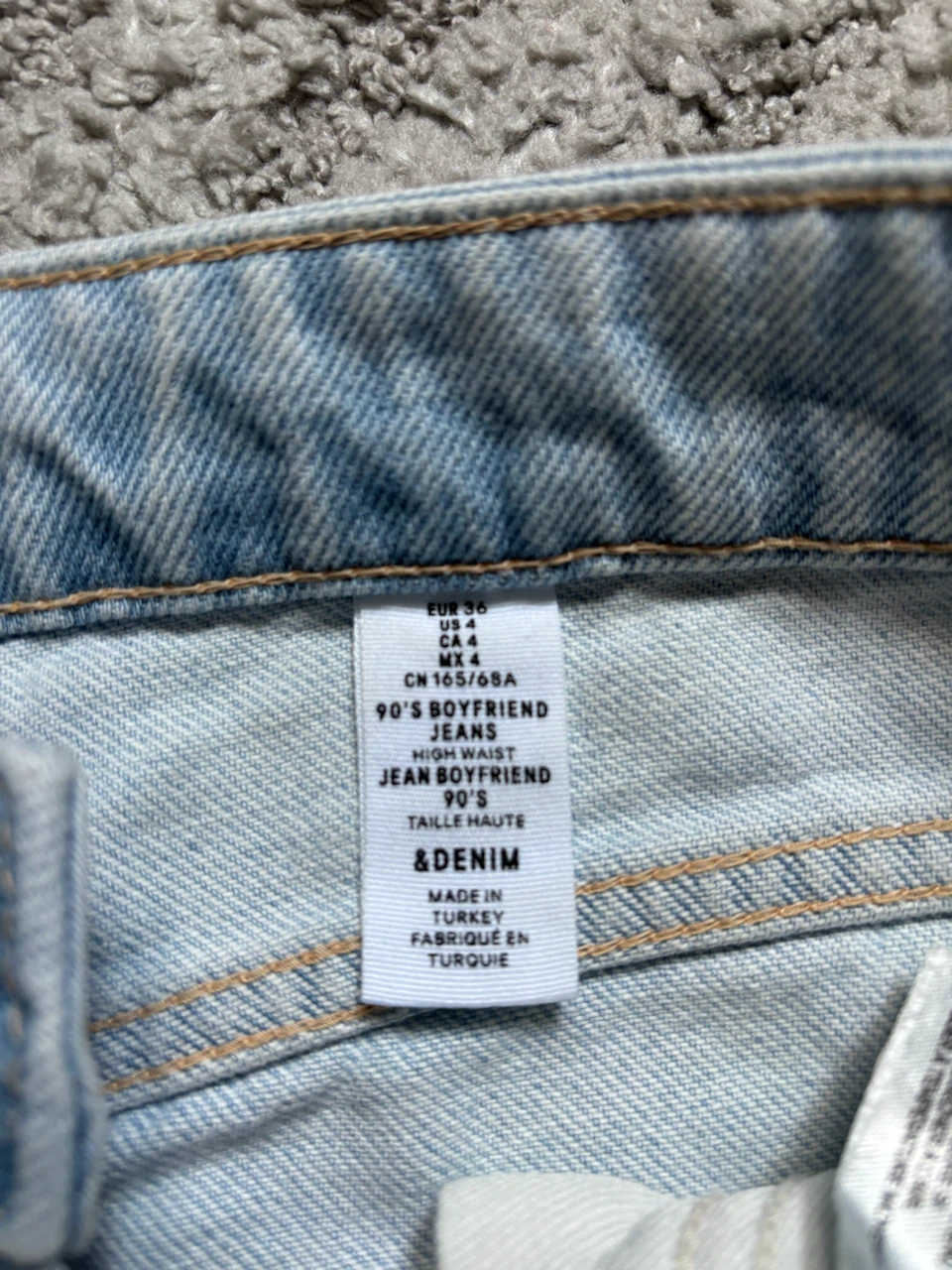 High-waisted Boyfriend Jeans - photo 3