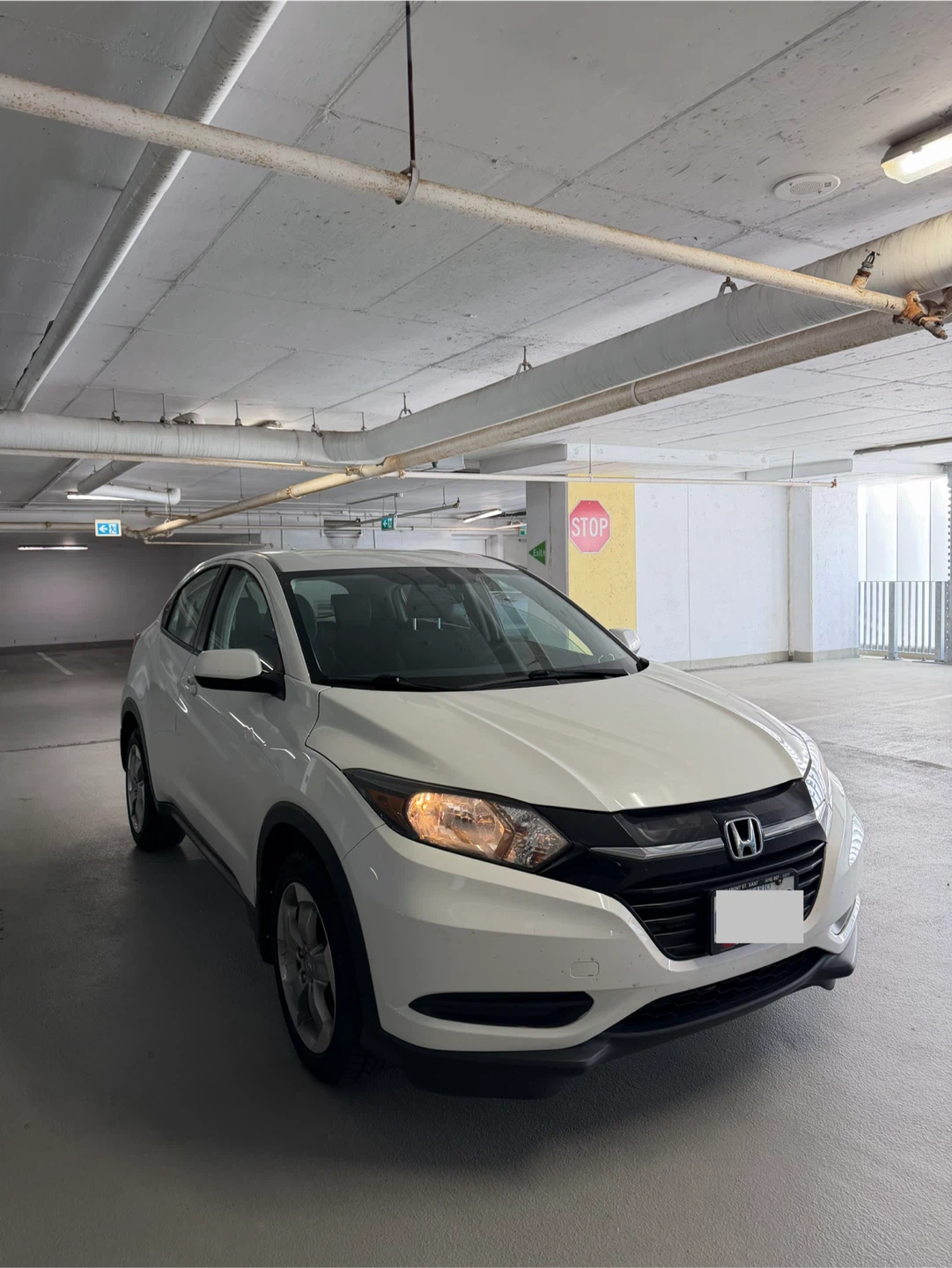 2016 Honda HR-V – White – 97,000 km - photo 5