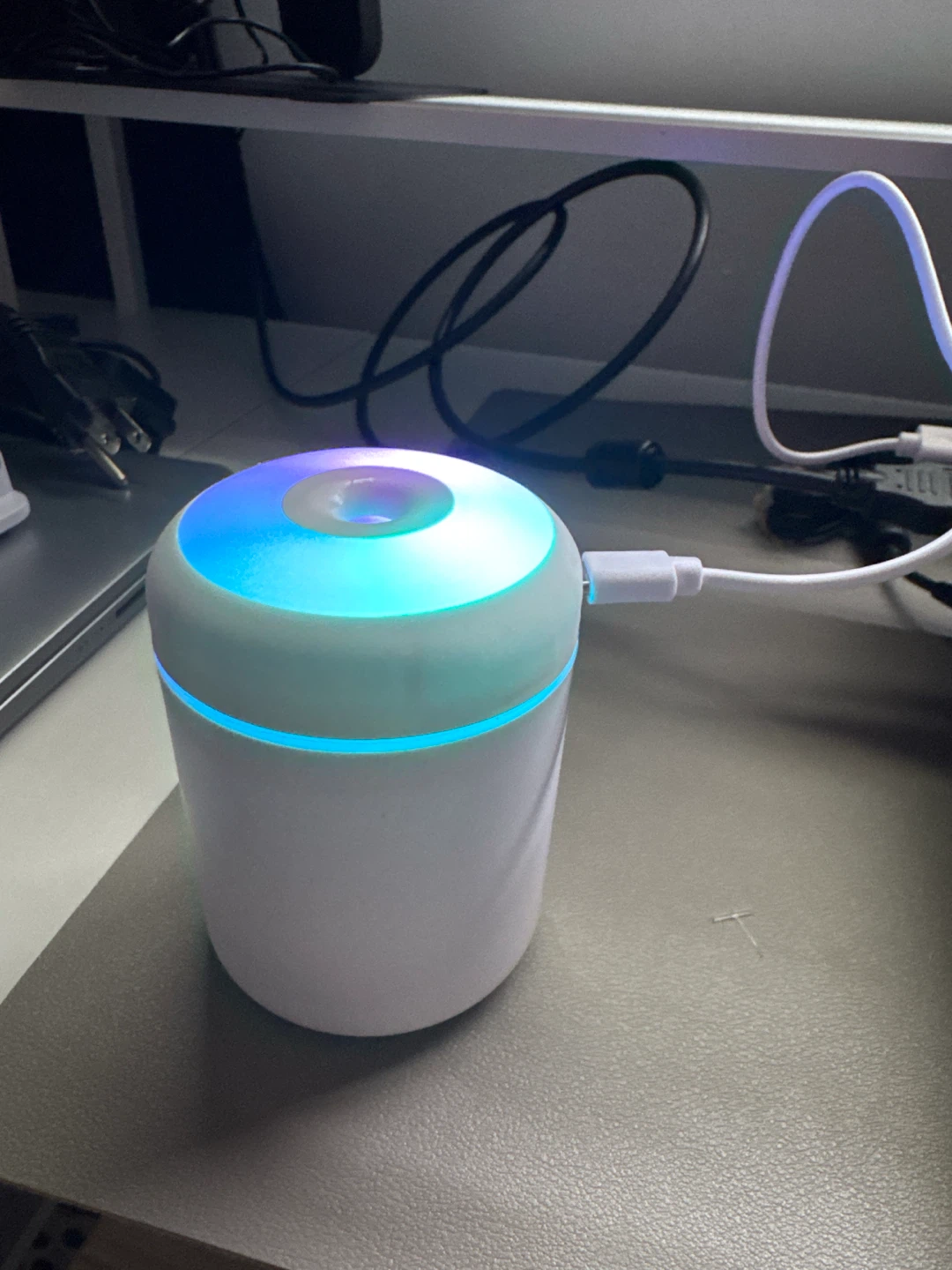 White USB Aroma Diffuser with LED Light - photo 2