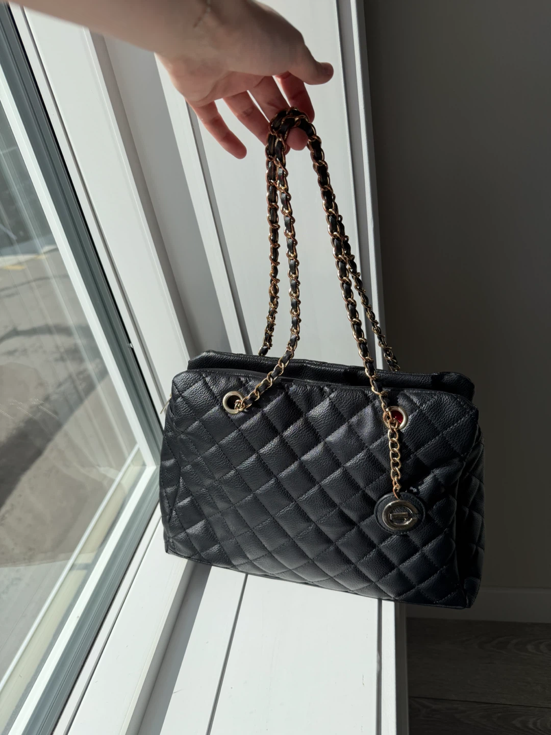 Elizabeth Grant Quilted Tote Bag - Black - photo 5