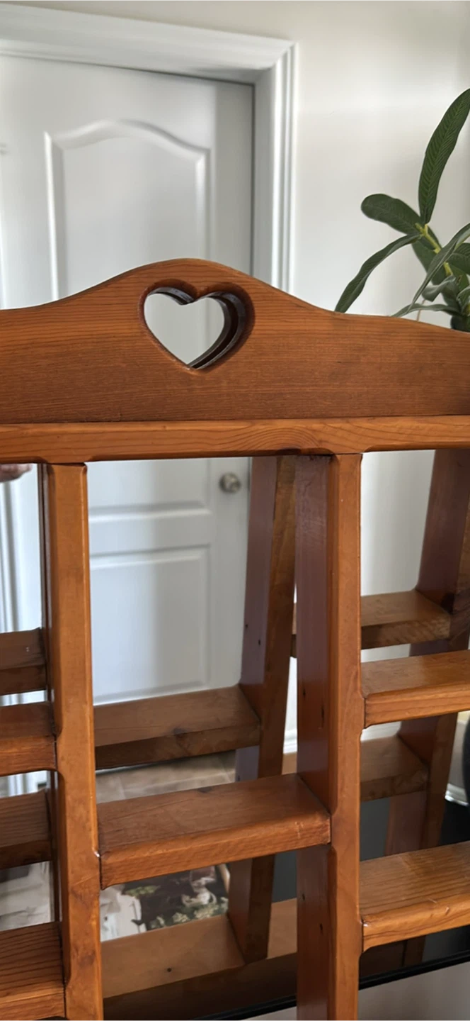 Wooden Wall Shelf with Heart Detail - photo 3