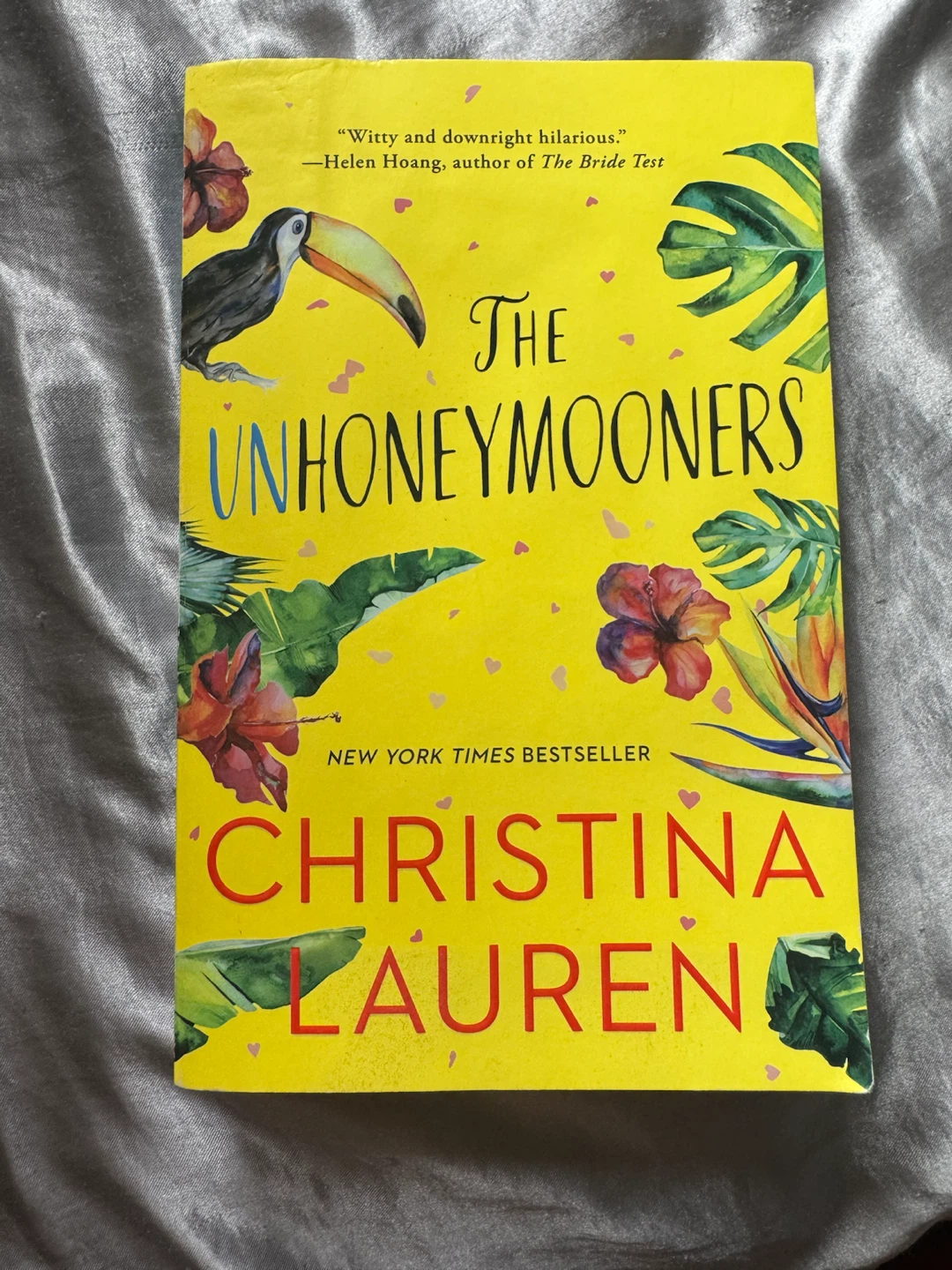 The Unhoneymooners by Christina Lauren Paperback