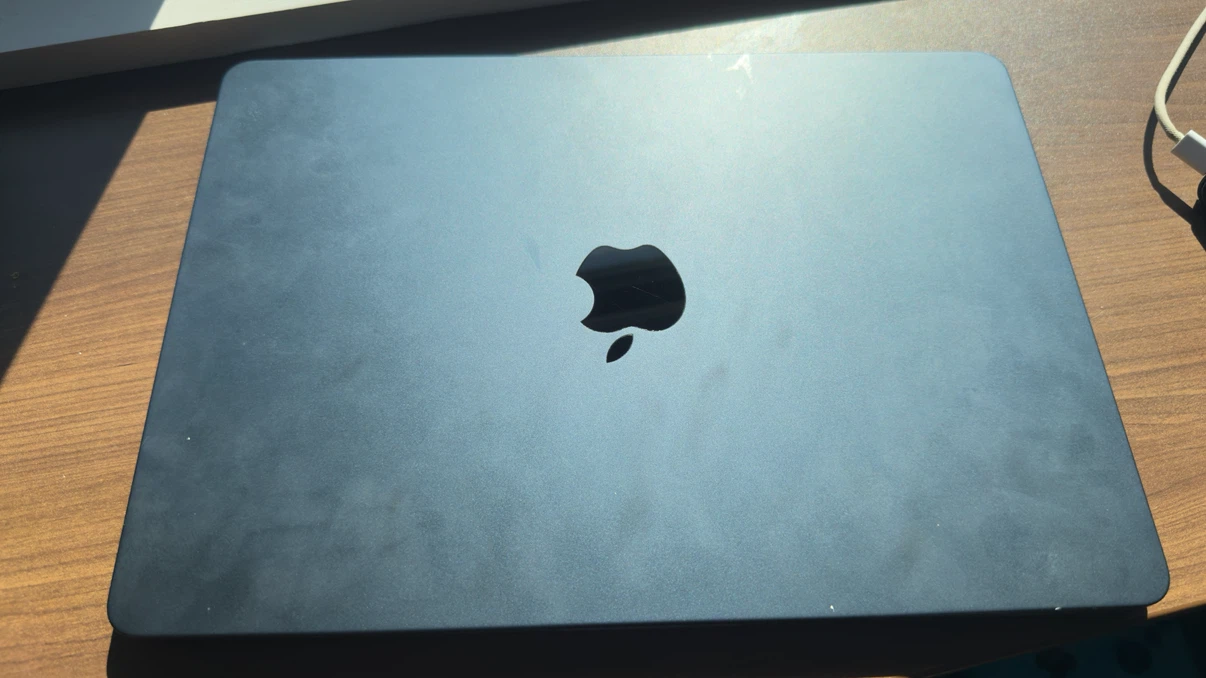 MacBook Air M2 13” + AppleCare+ Until Aug 2027 + USB-C Hub - photo 4
