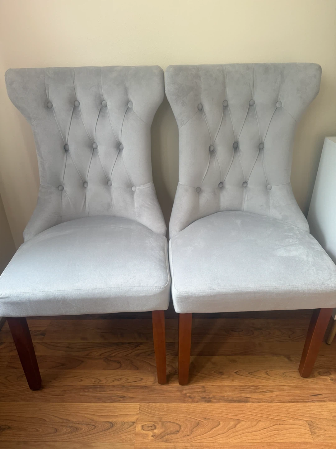 Set of 2 Light Gray Tufted Dining Chairs - photo 3