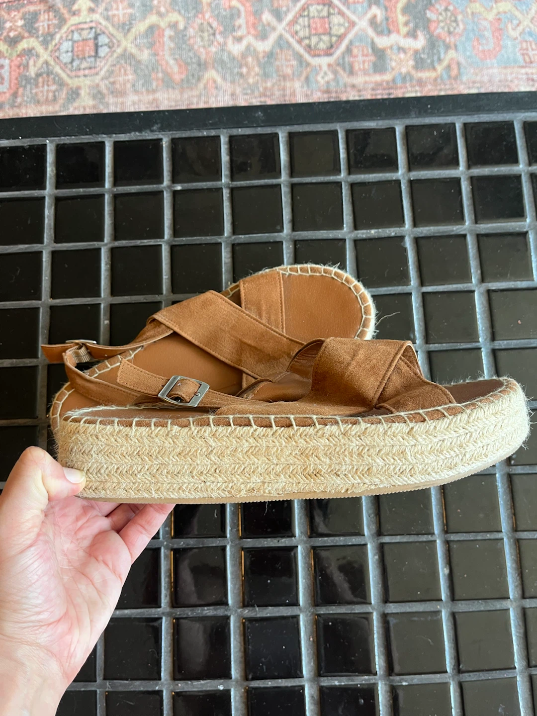 Divided Cross-Strap Espadrille Sandals - photo 2